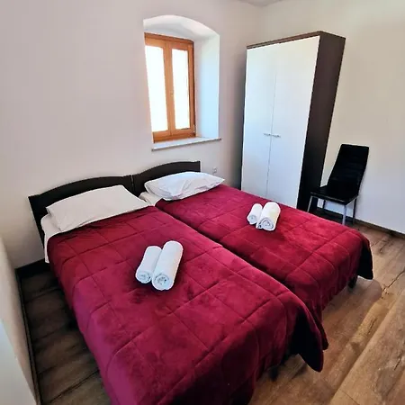 Apartment Paola No Contact Check In Plomin